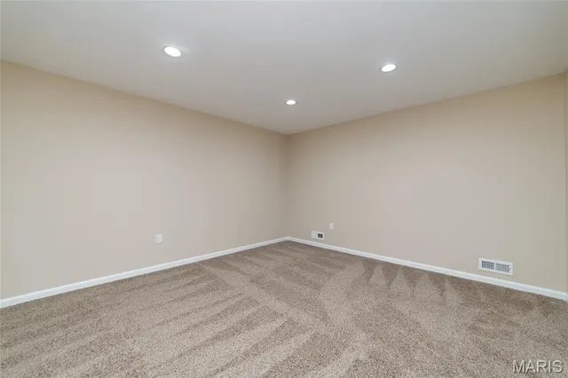 $309,900 | 104 Dornoch Drive, St. Charles, MO 63301