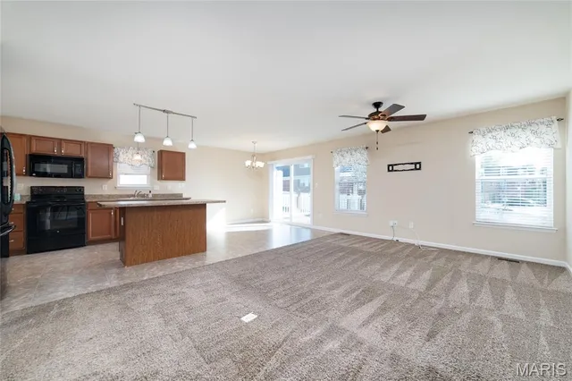 $309,900 | 104 Dornoch Drive, St. Charles, MO 63301