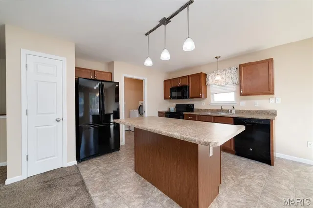 $309,900 | 104 Dornoch Drive, St. Charles, MO 63301