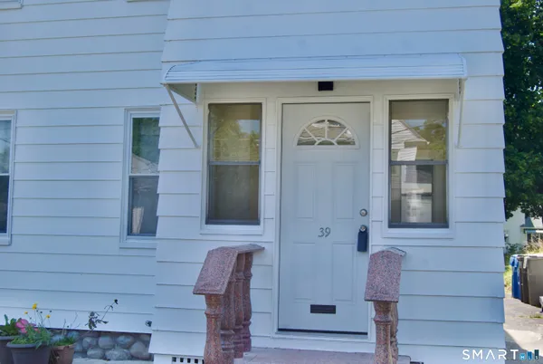 $1,950 | 37 Putnam Street, Bristol, CT 06010