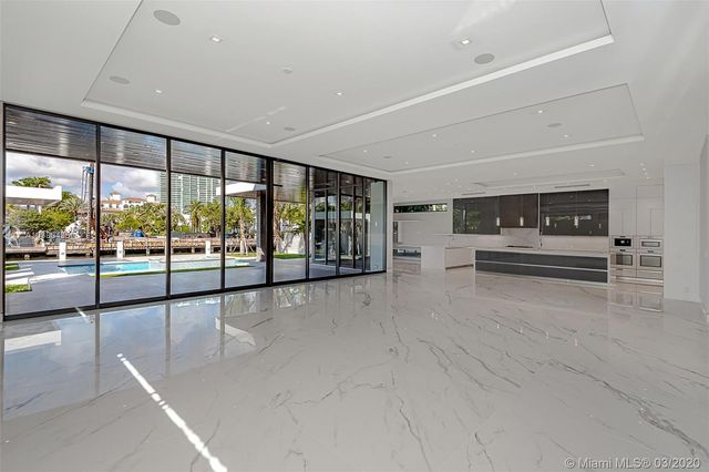 $7,860,000 | 180 Golden Beach Drive, Golden Beach, FL 33160