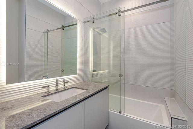 $7,860,000 | 180 Golden Beach Drive, Golden Beach, FL 33160