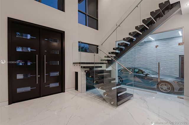 $7,860,000 | 180 Golden Beach Drive, Golden Beach, FL 33160