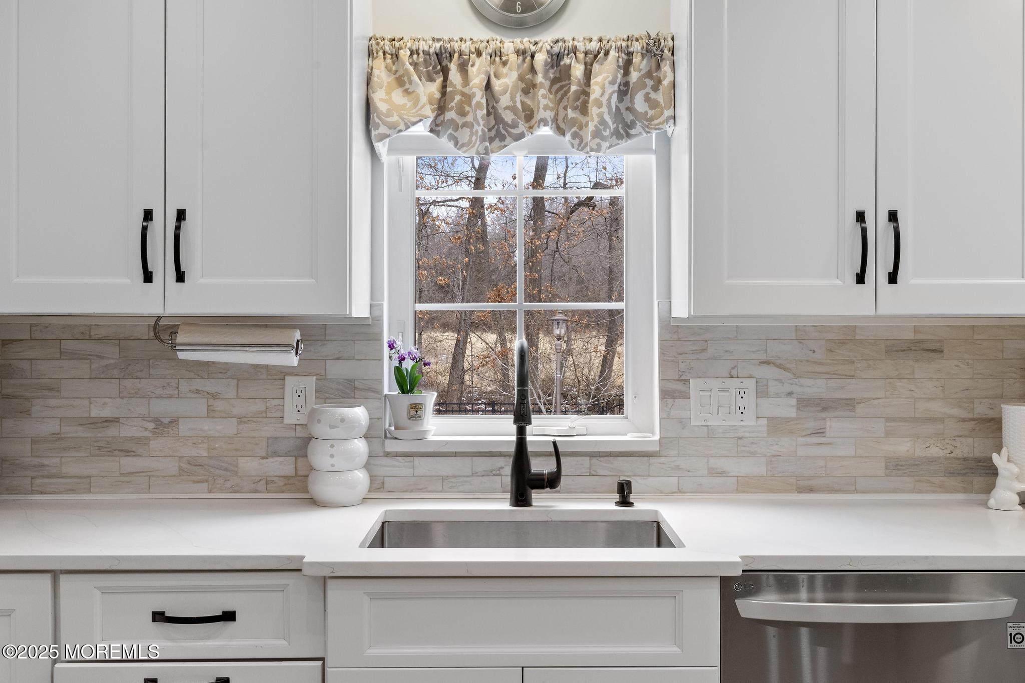 9 Vail Drive Matawan, NJ 07747 - Photo 24 of 51 9 Vail Dr (24)