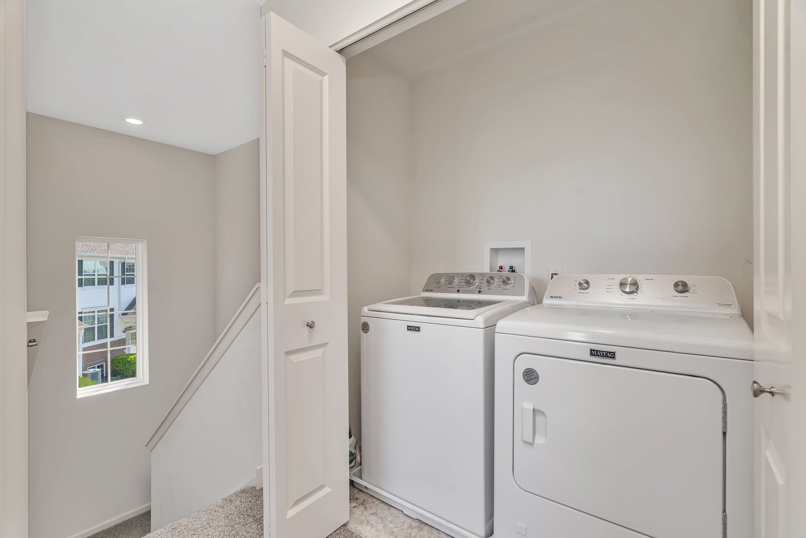 3741 Bailey Road Yorkville, IL 60560 - Photo 22 of 32 a utility room with dryer and washer