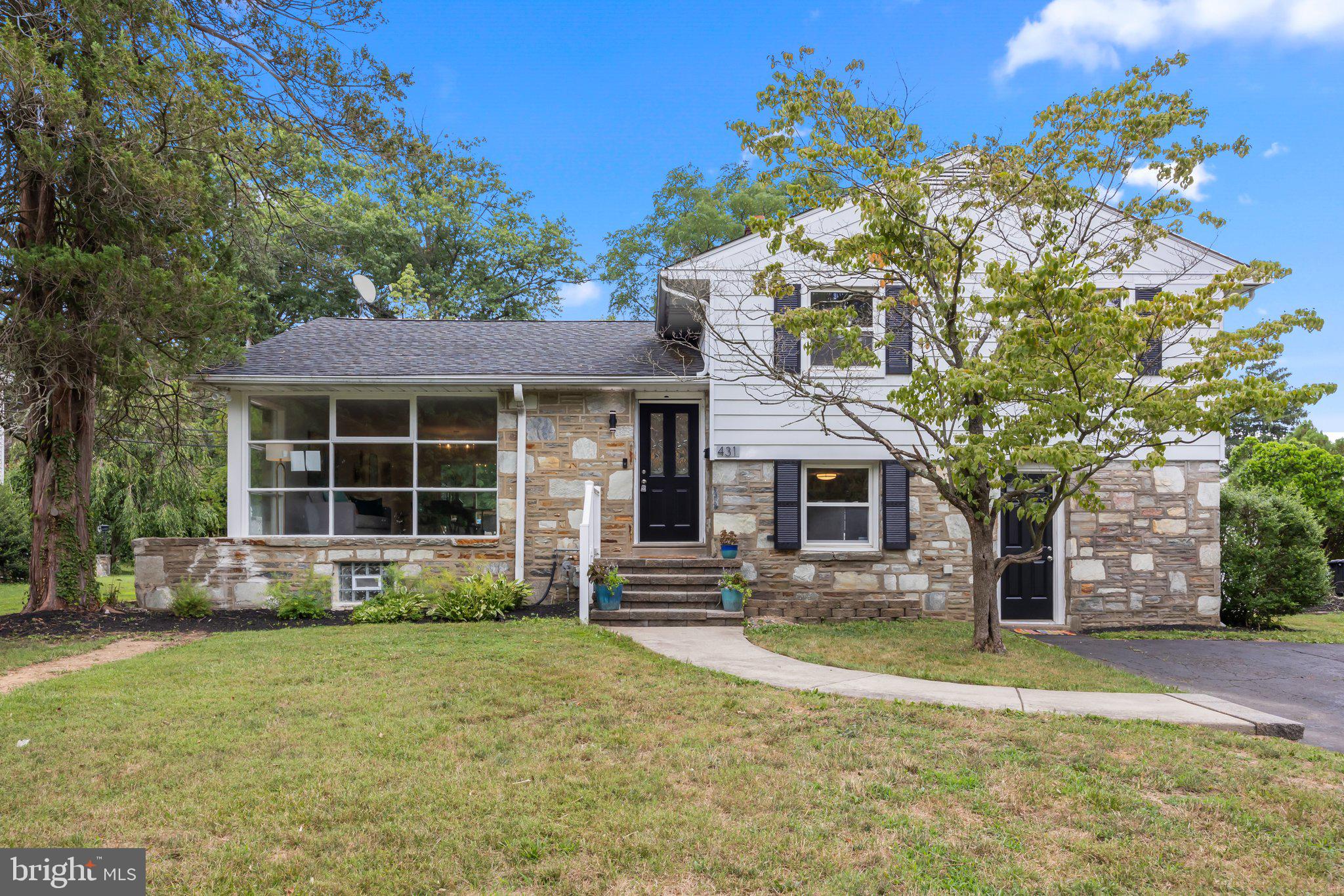 431 Twickenham Road Glenside, PA 19038 - Photo 1 of 38 Gallery Image 1