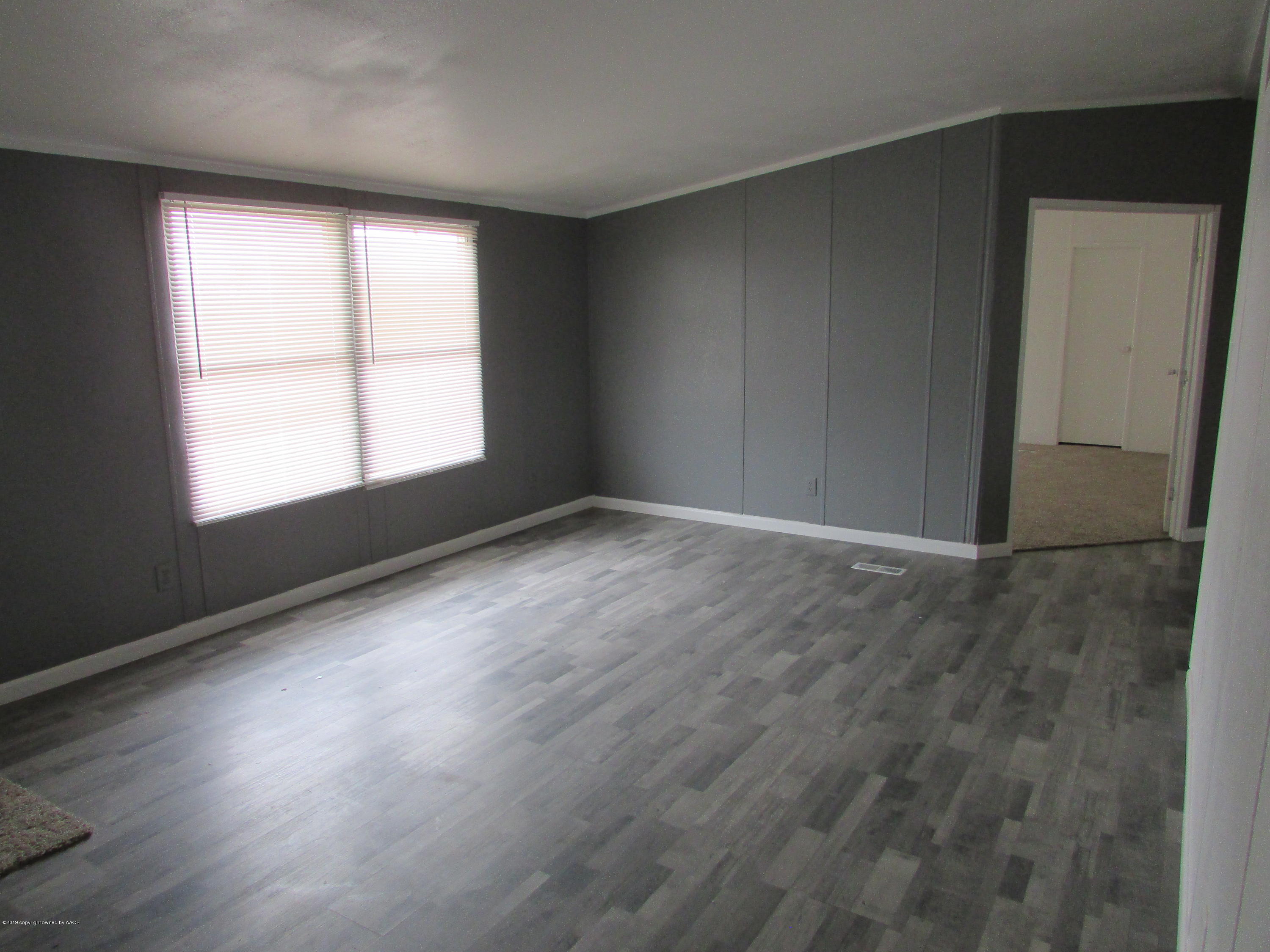 7100 White Buffalo Road Amarillo, TX 79124 - Photo 4 of 18 IMG_4359