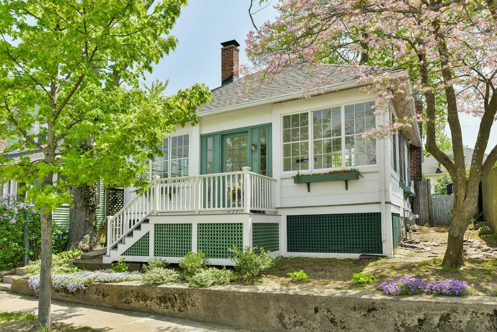 15 Herbert Road Quincy, MA 02171 - Photo 1 of 17 Gallery Image 1