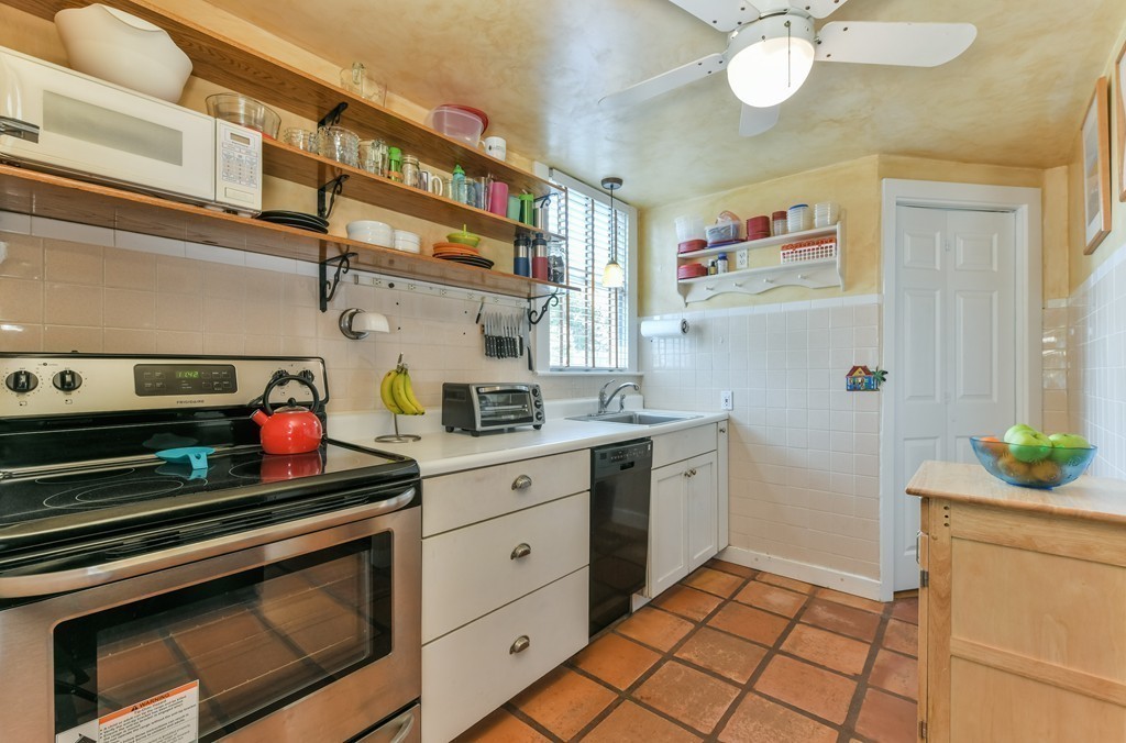 15 Herbert Road Quincy, MA 02171 - Photo 8 of 17 Gallery Image 8