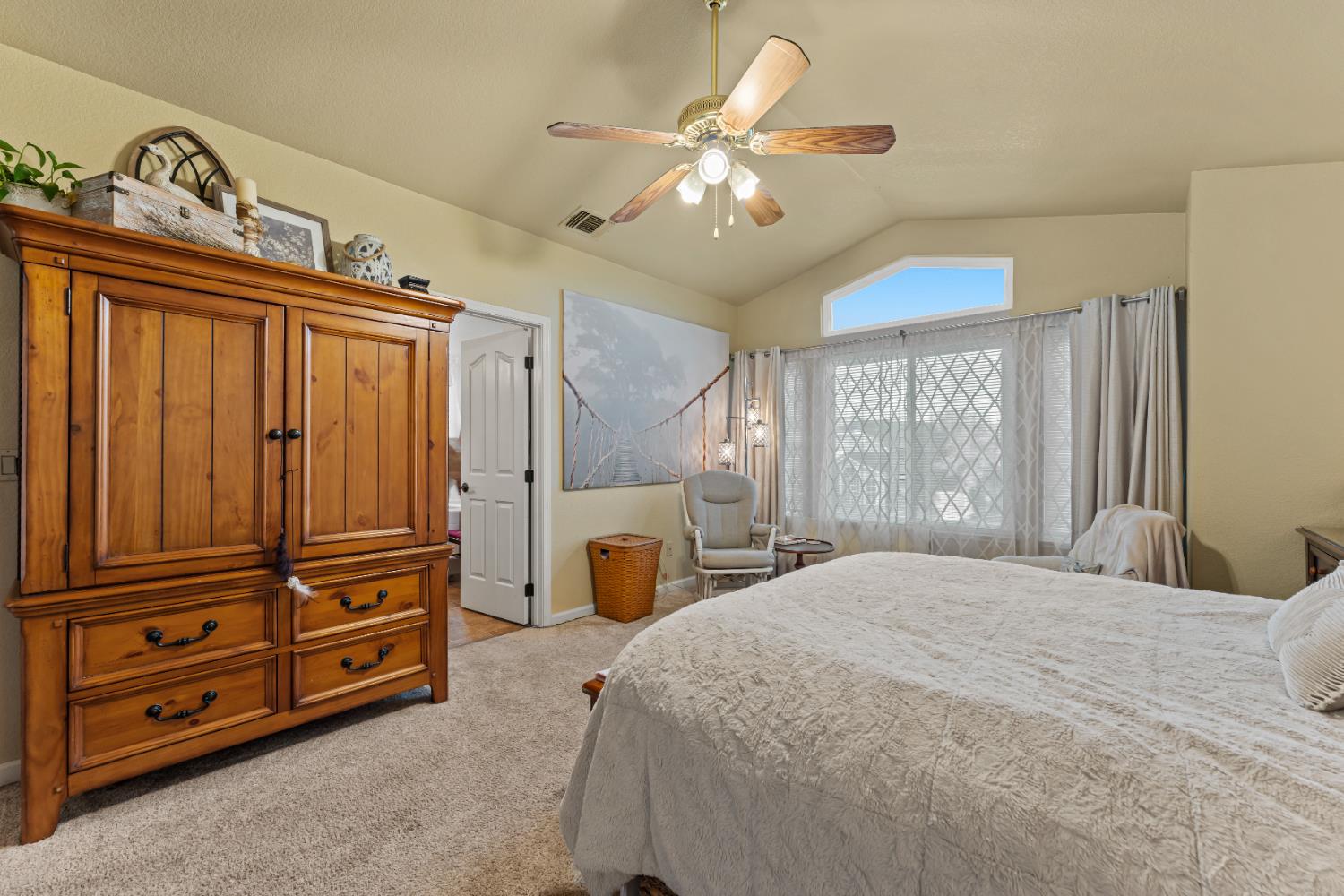 8136 Chimango Way Antelope, CA 95843 - Photo 15 of 41