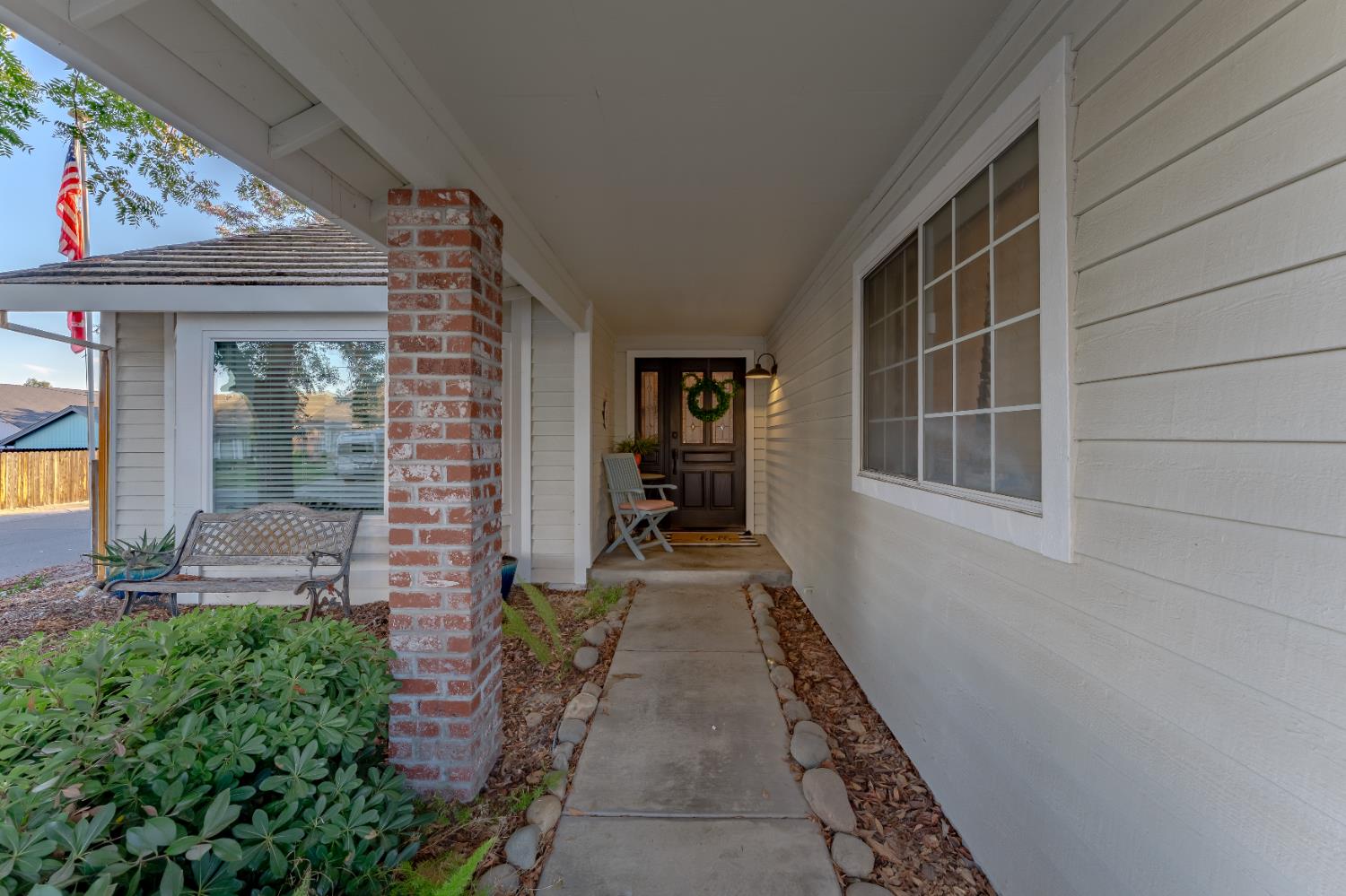 8136 Chimango Way Antelope, CA 95843 - Photo 2 of 41