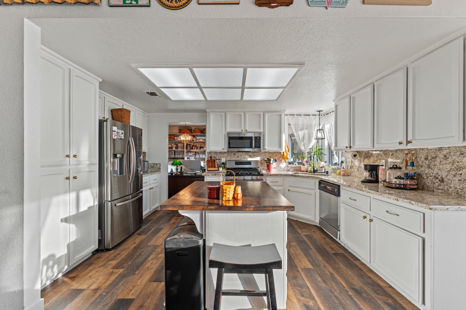 8136 Chimango Way Antelope, CA 95843 - Photo 35 of 41