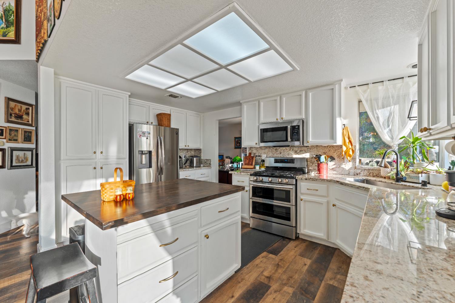 8136 Chimango Way Antelope, CA 95843 - Photo 36 of 41