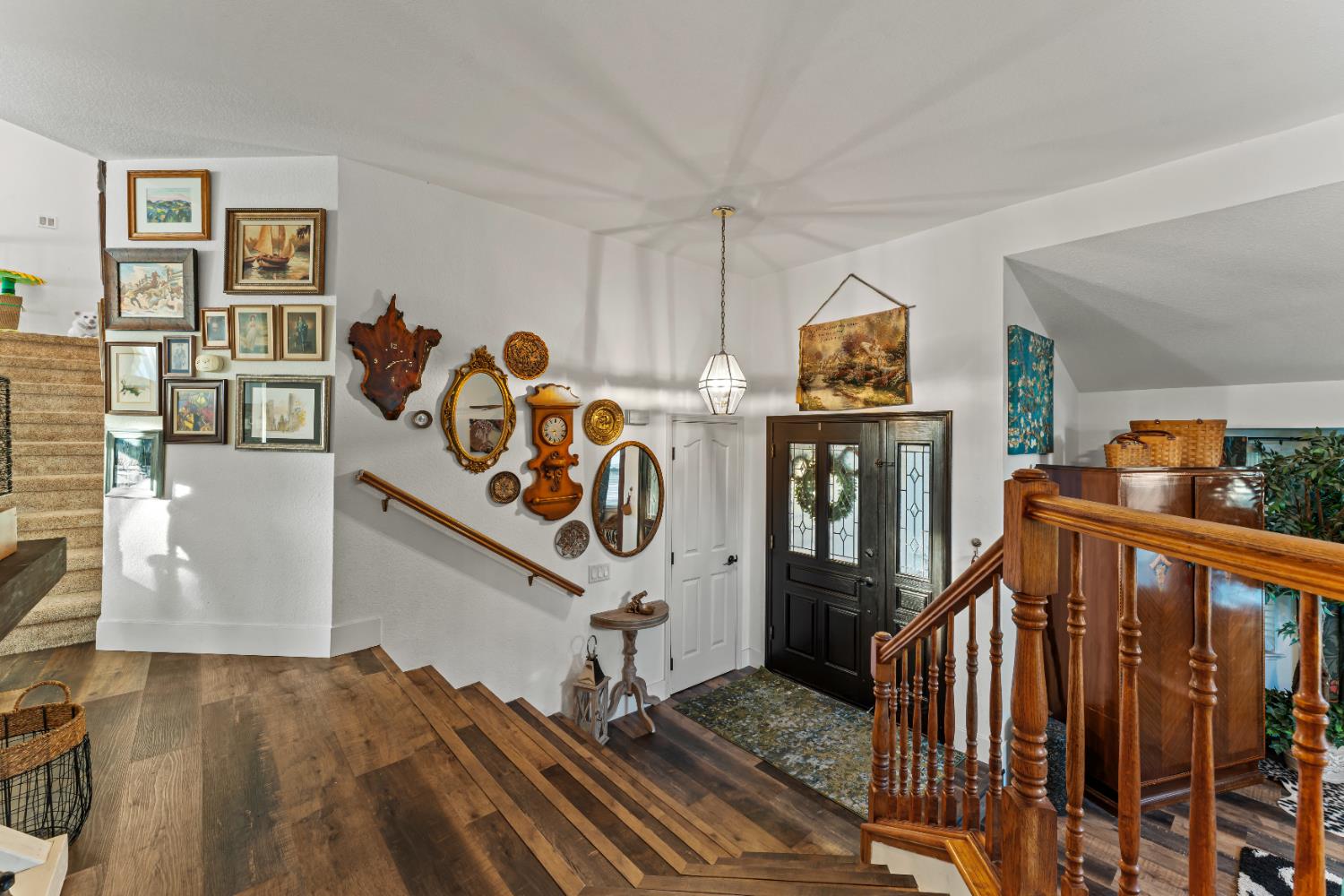 8136 Chimango Way Antelope, CA 95843 - Photo 4 of 41