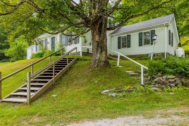 $725,000 | 3443 N Road, Newbury, VT 05051