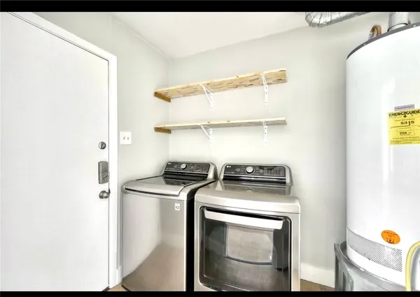 $2,400 | 1115 Merry Oaks Drive, College Station, TX 77840