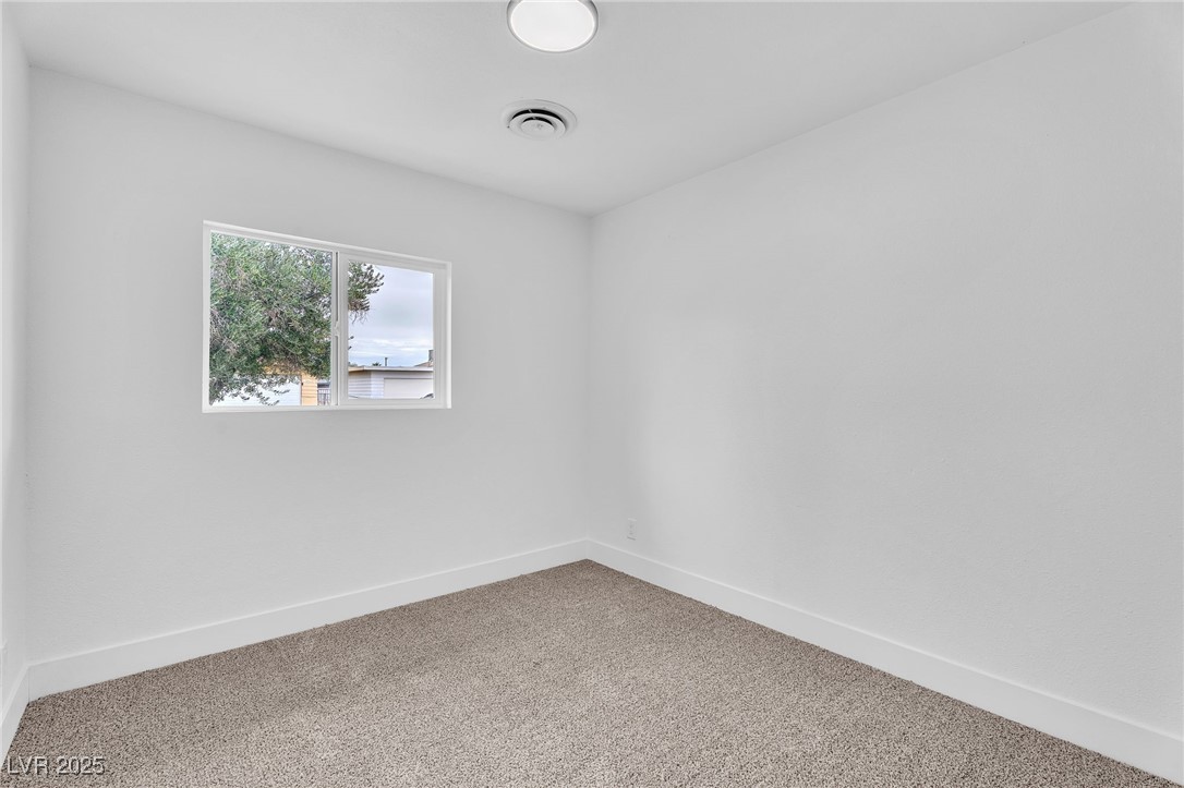 4329 Studio Street Las Vegas, NV 89115 - Photo 23 of 33