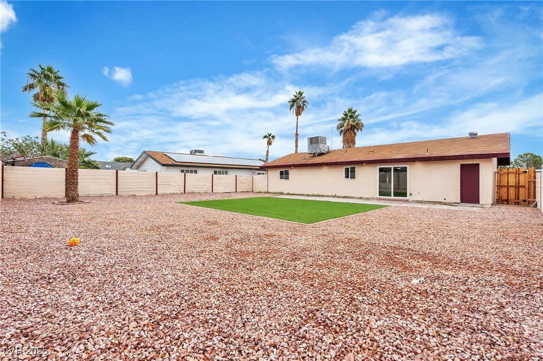 4329 Studio Street Las Vegas, NV 89115 - Photo 31 of 33