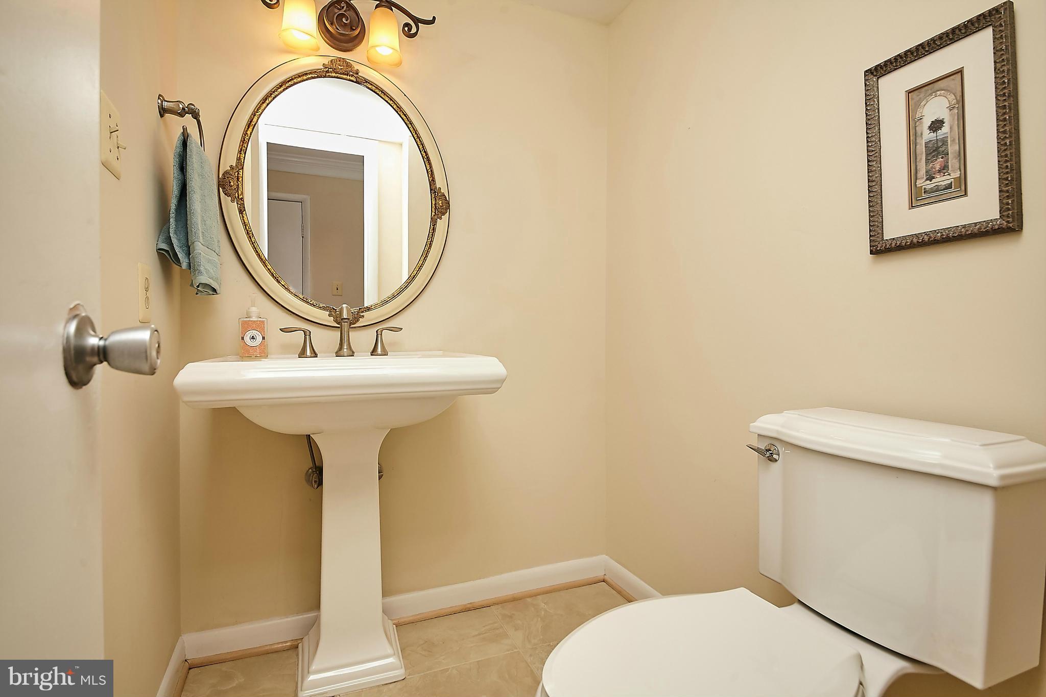 2017 Wethersfield Court Reston, VA 20191 - Photo 15 of 30 Powder room on main level.