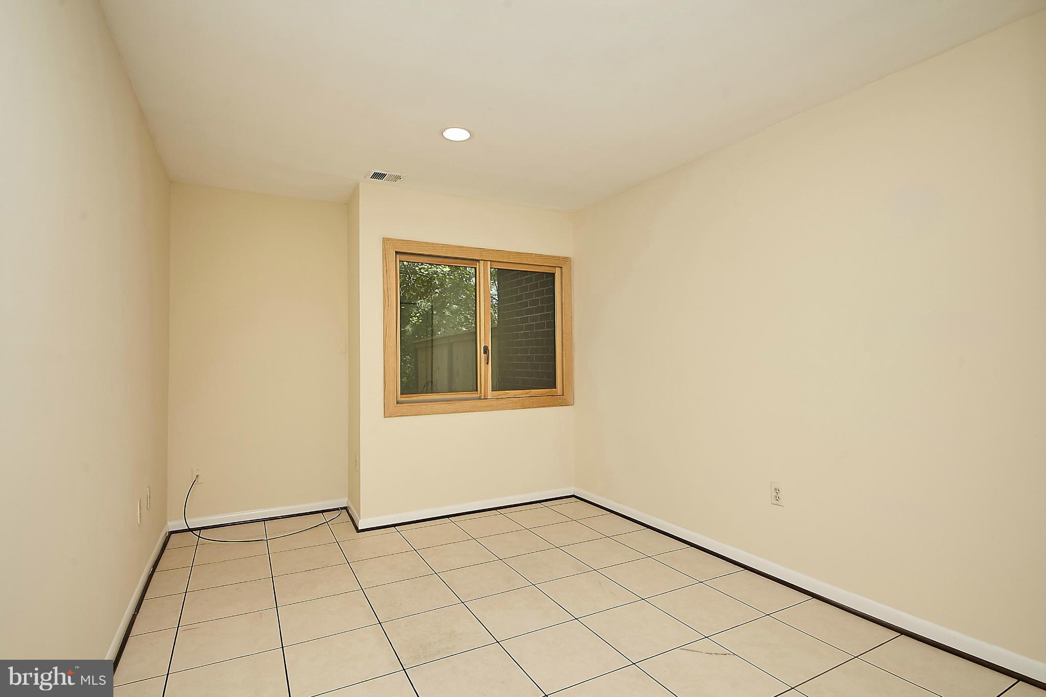 2017 Wethersfield Court Reston, VA 20191 - Photo 25 of 30 Bedroom 3 of 4. This one on lower level.
