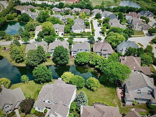 2552 Sutton Lane Aurora, IL 60502 - Photo 50 of 57 an aerial view of multiple house