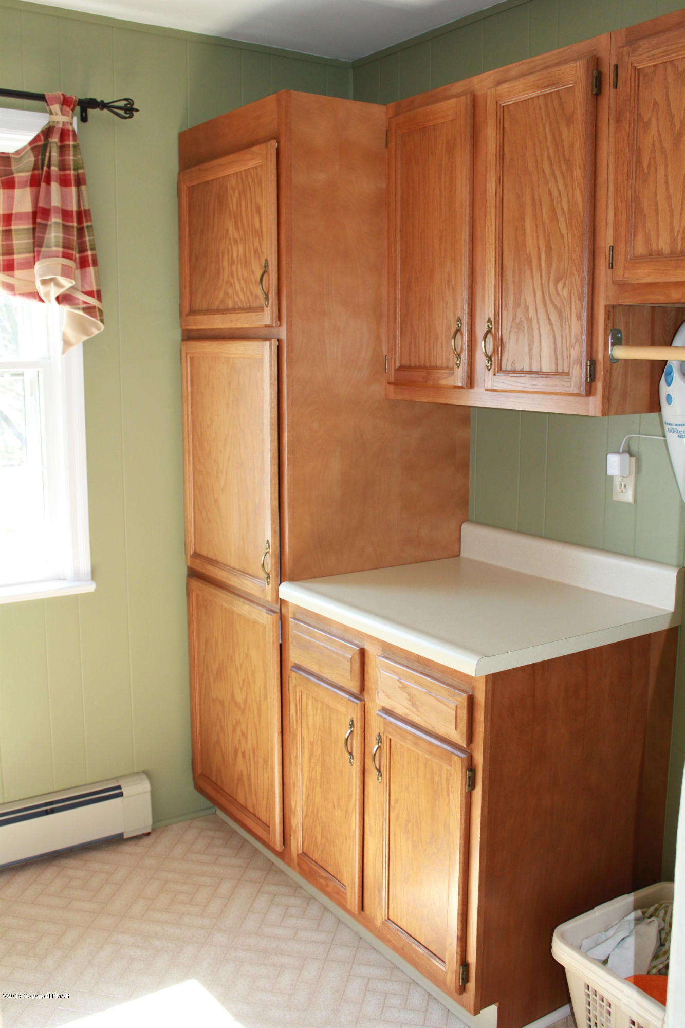 317 Albert Road Stroudsburg, PA 18360 - Photo 10 of 34 Laundry Room