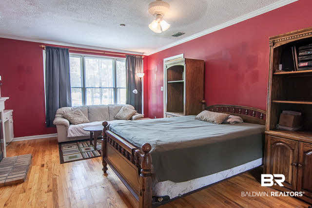 351 Thornton Place Mobile, AL 36609 - Photo 17 of 22 Master Bedroom