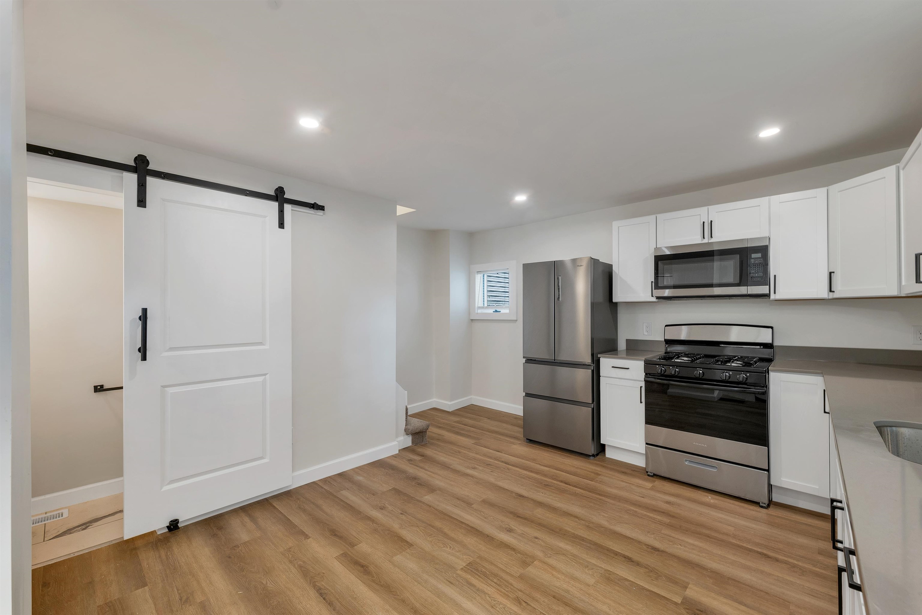 456 North State Street Concord, NH 03301 - Photo 11 of 49