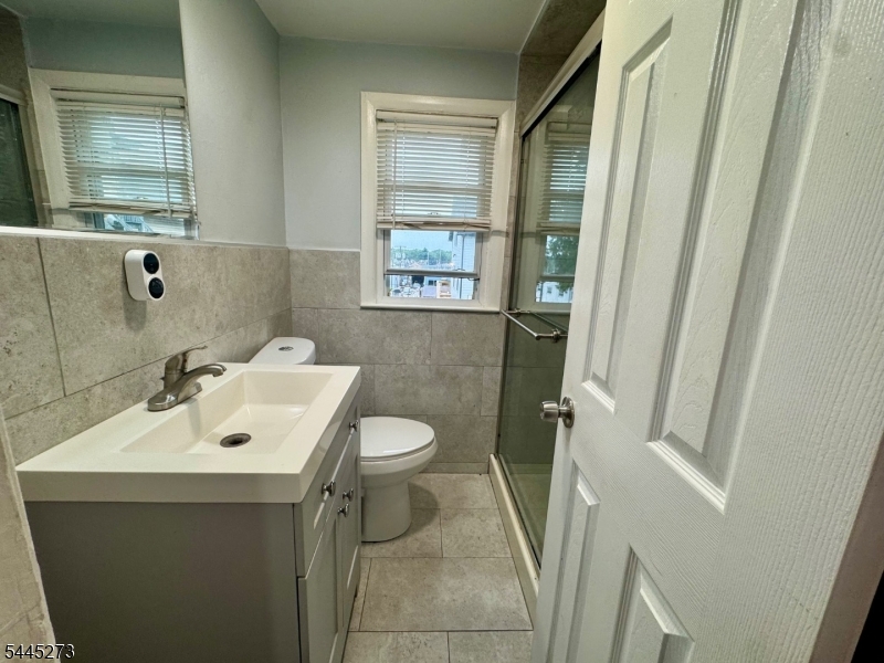 347 East 29th Street, Unit 2 Paterson, NJ 07514 - Photo 12 of 21