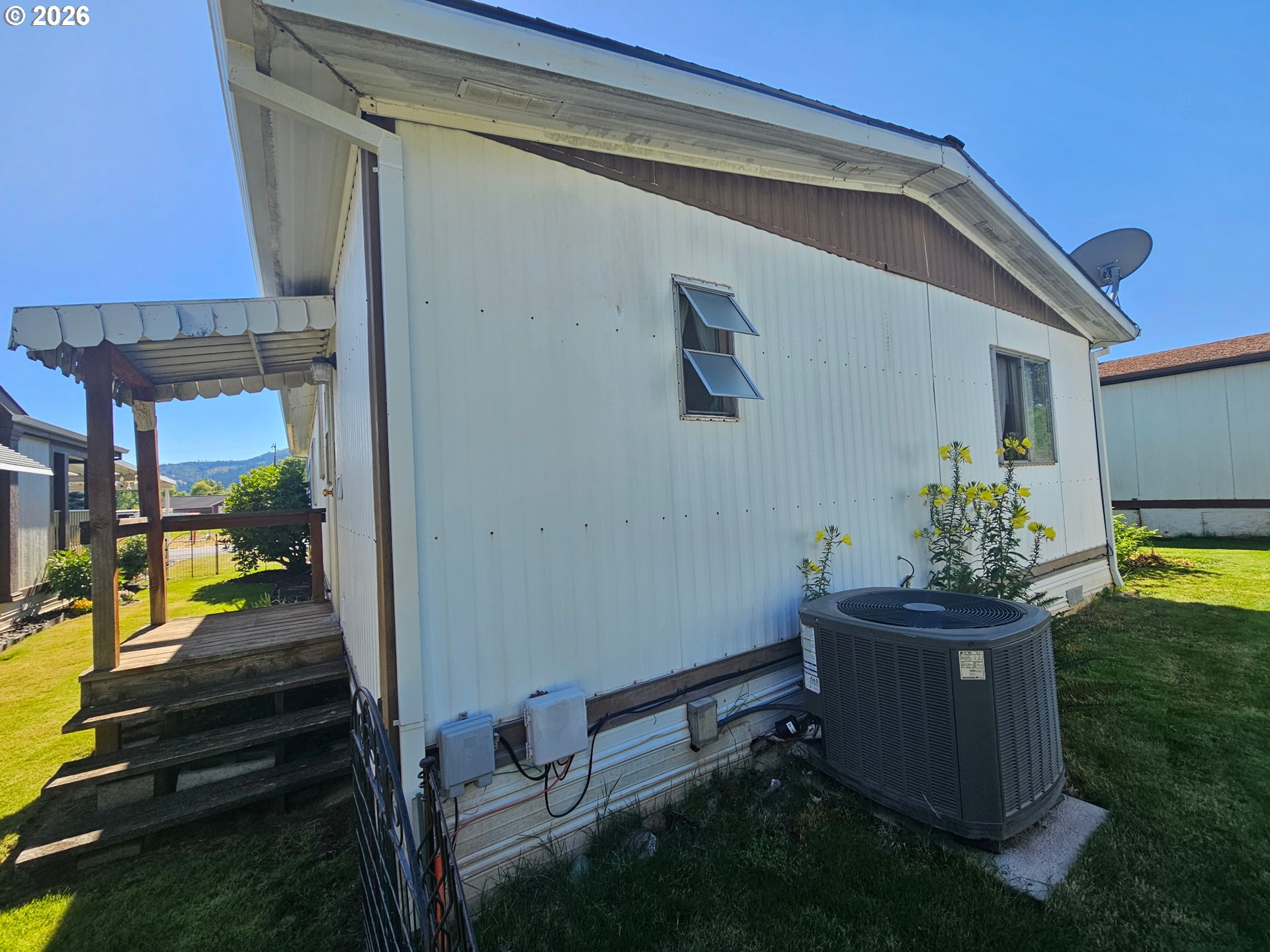 1267 Tucker Road, Unit 18 Hood River, OR 97031 - Photo 29 of 30 Gallery Image 29