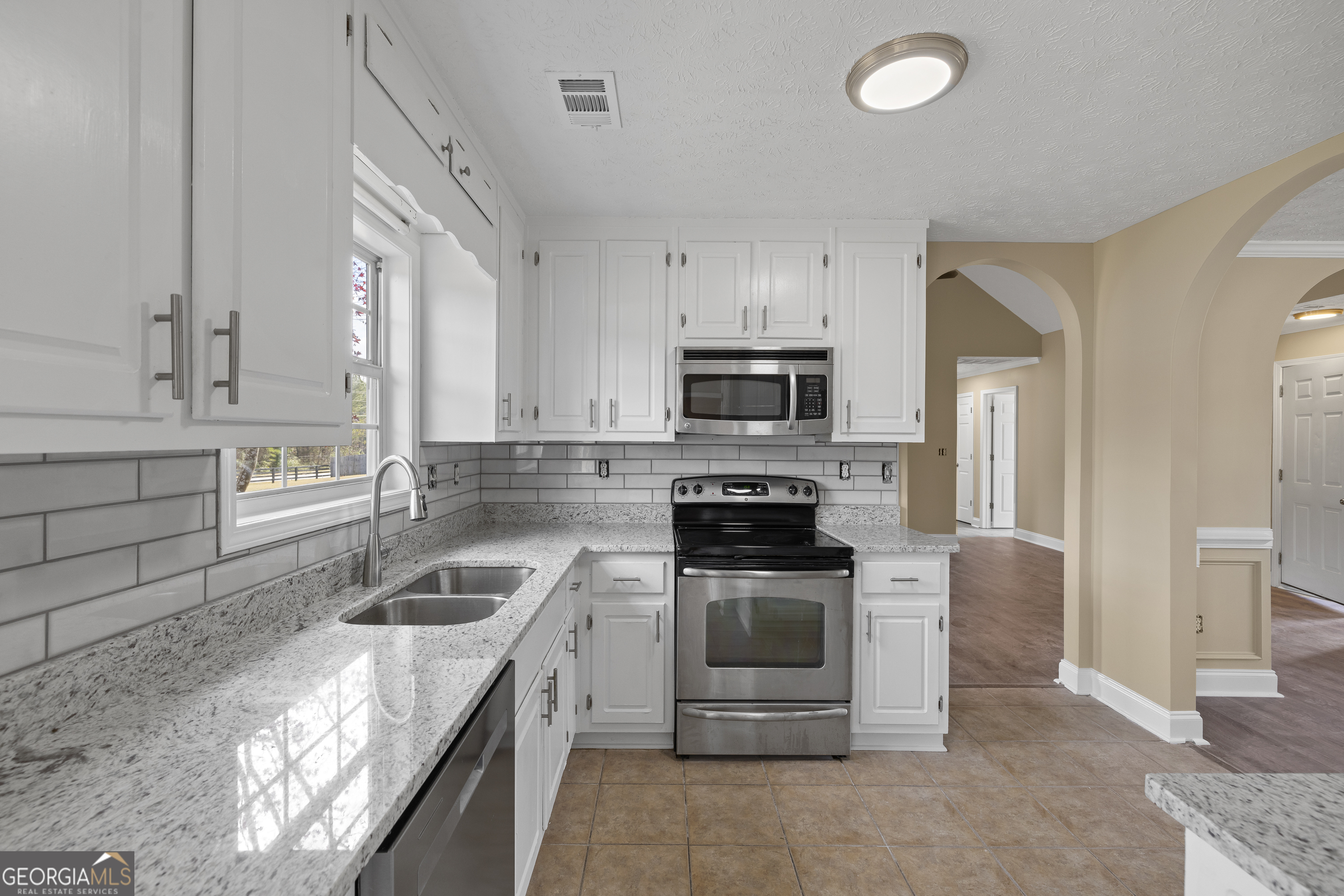 40 Bermuda Circle Covington, GA 30016 - Photo 30 of 55