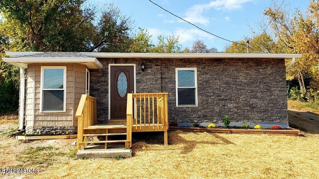 311 Bussell Ferry Road Lenoir City, TN 37771 - Photo 1 of 14 311 Bussell Ferry Road Picture of house