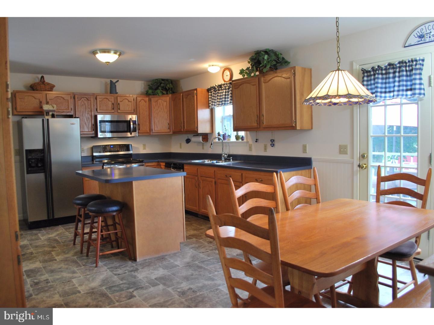 131 Duck Farm Road Oxford, PA 19363 - Photo 12 of 22 Breakfast Room