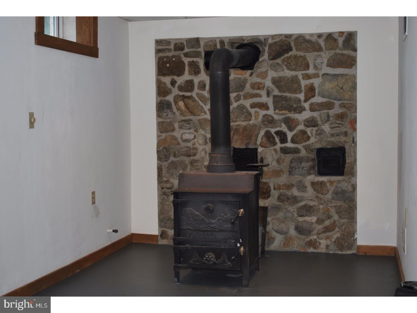 131 Duck Farm Road Oxford, PA 19363 - Photo 19 of 22 Fireplace