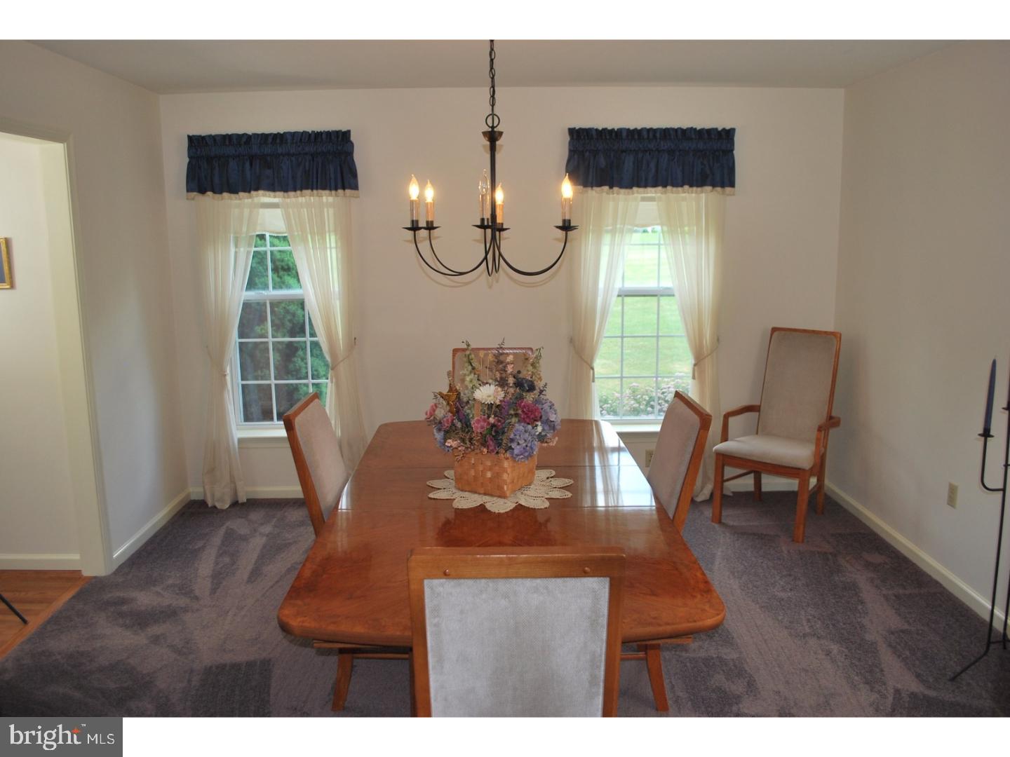 131 Duck Farm Road Oxford, PA 19363 - Photo 8 of 22 Dining Room
