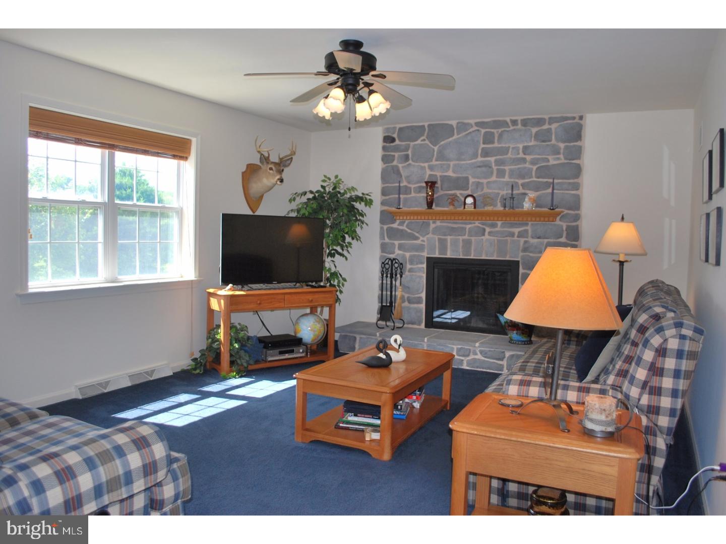 131 Duck Farm Road Oxford, PA 19363 - Photo 9 of 22 Family Room