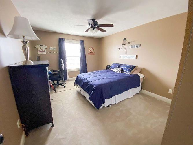 5106 Londonderry Road Bloomington, IL 61705 - Photo 9 of 25 Gallery Image 9
