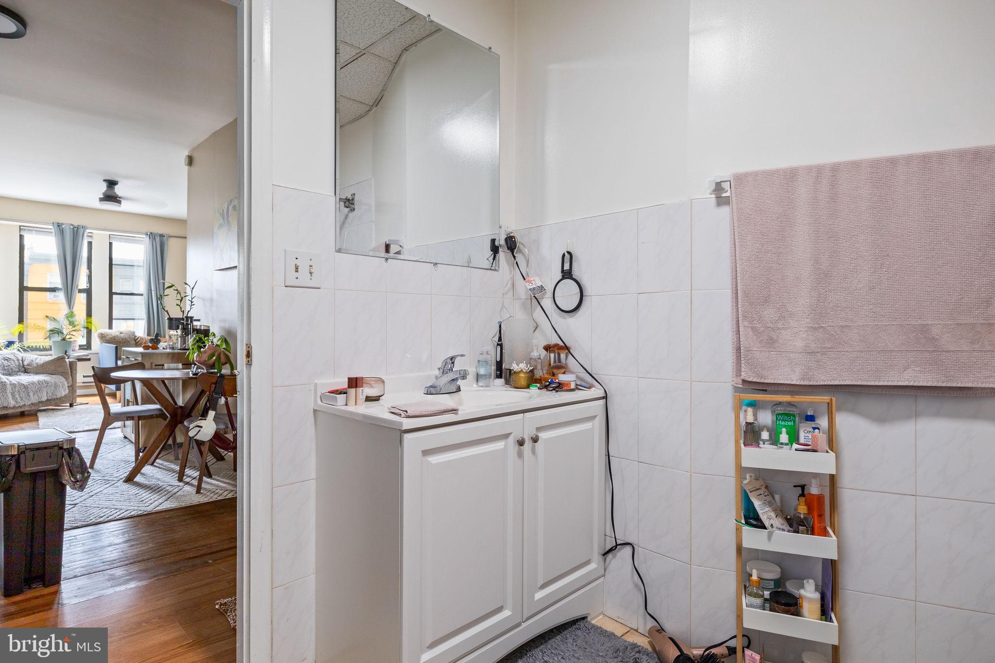 1803 South Broad Street Philadelphia, PA 19148 - Photo 33 of 56