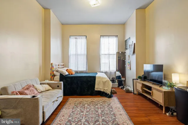 a view of an empty room with window