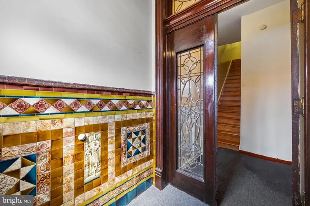 a view of an entryway