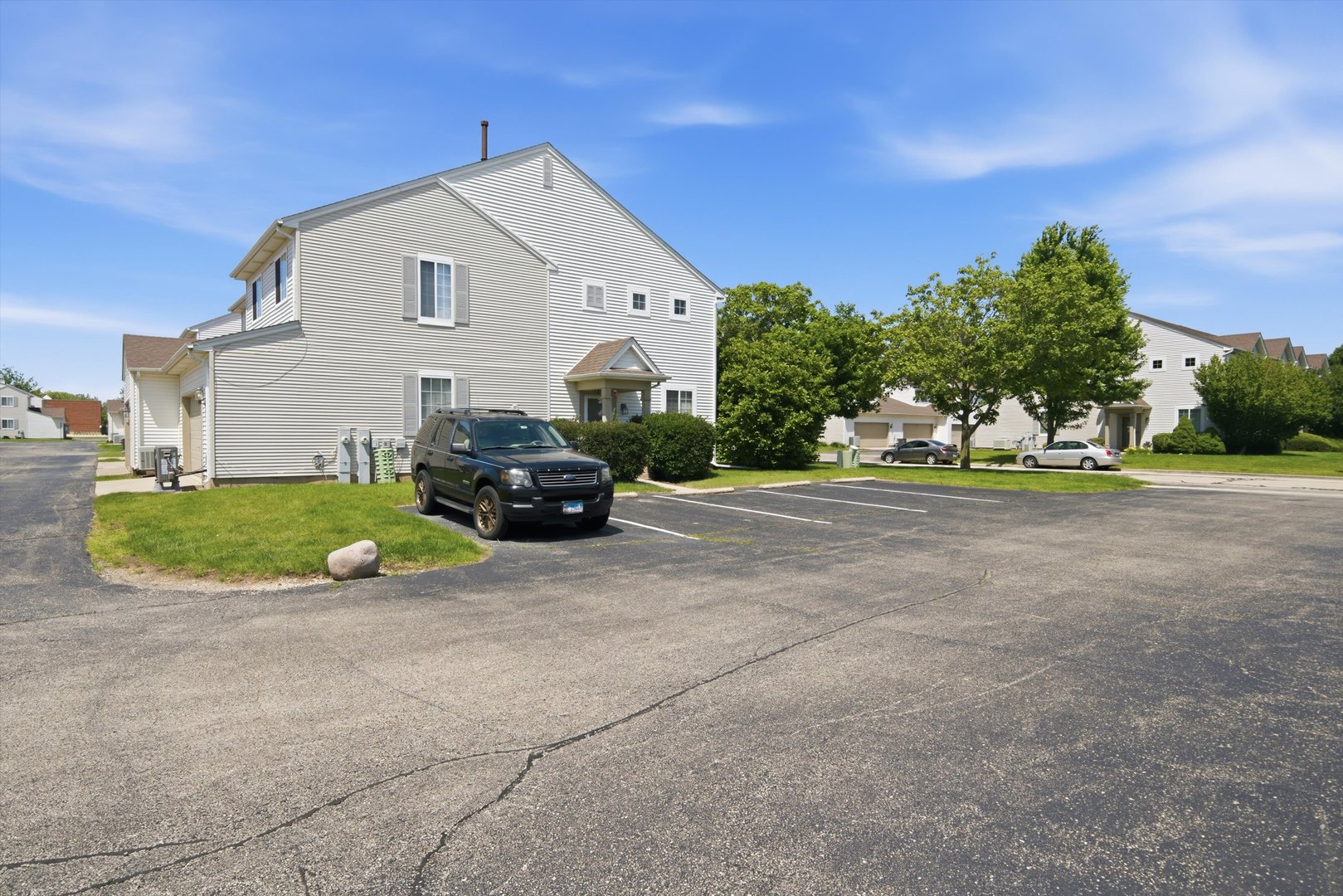 145 Azalea Circle Romeoville, IL 60446 - Photo 5 of 49