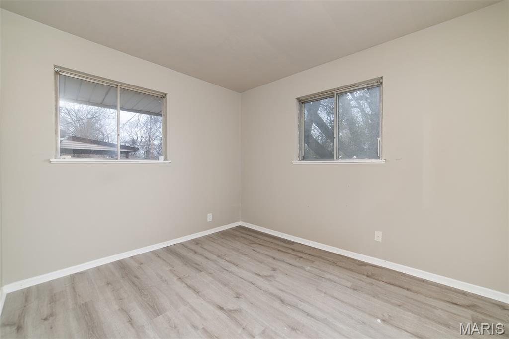 10769 Spring Garden Drive St. Louis, MO 63137 - Photo 12 of 24