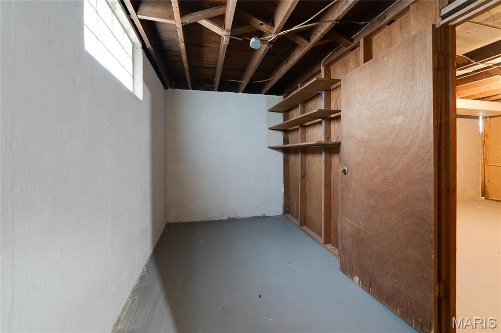 10769 Spring Garden Drive St. Louis, MO 63137 - Photo 18 of 24