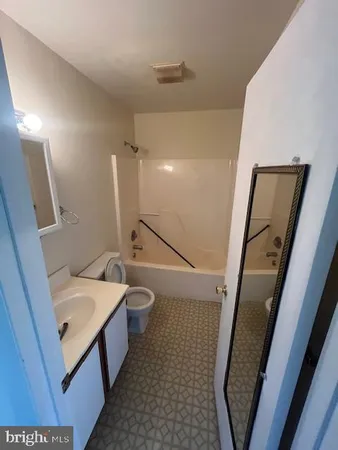 $1,295 | 5403 Oxford Drive, Unit 1, Mechanicsburg, PA 17055