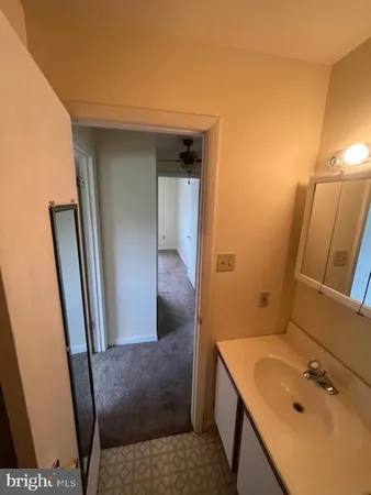 $1,295 | 5403 Oxford Drive, Unit 1, Mechanicsburg, PA 17055