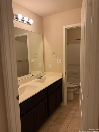 $2,400 | 2055 Trumans Hill, New Braunfels, TX 78130