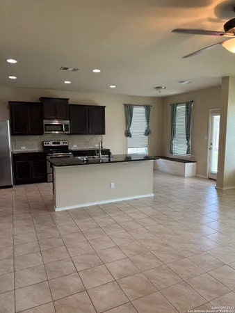 $2,400 | 2055 Trumans Hill, New Braunfels, TX 78130