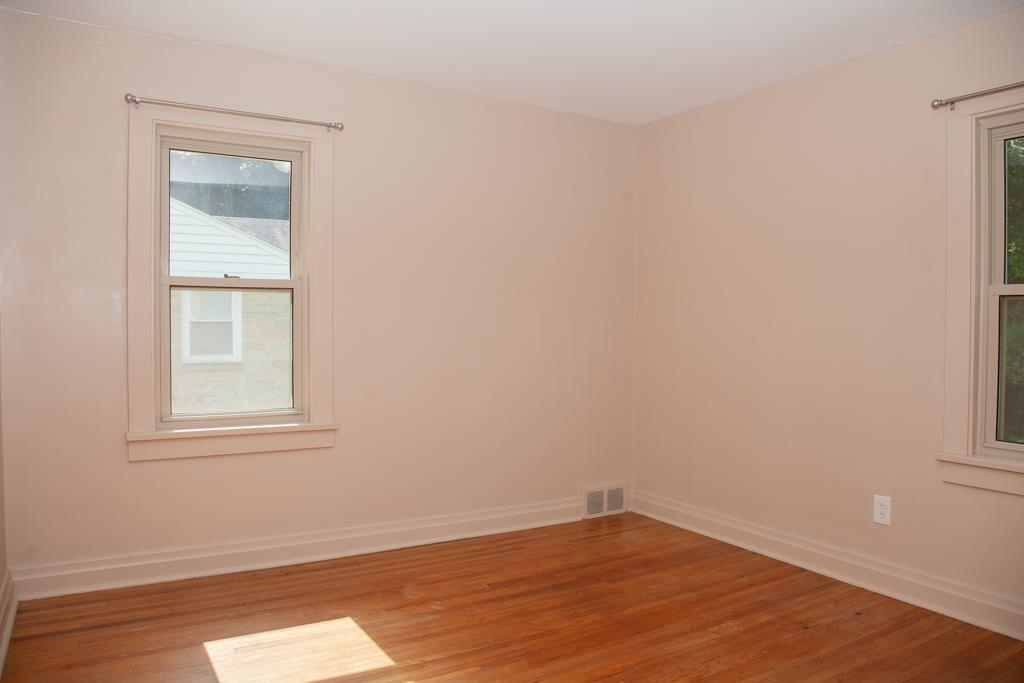 2300 East Lake Road Princeton, IN 47670 - Photo 5 of 23 Gallery Image 5
