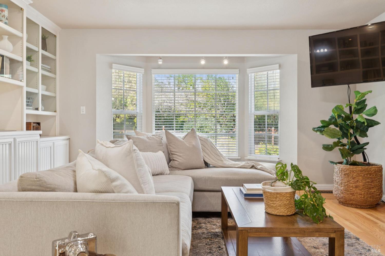 1195 Congress Valley Road Napa, CA 94558 - Photo 17 of 98