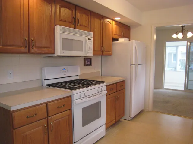 $279,500 | 51824 Wembley Drive, South Bend, IN 46637